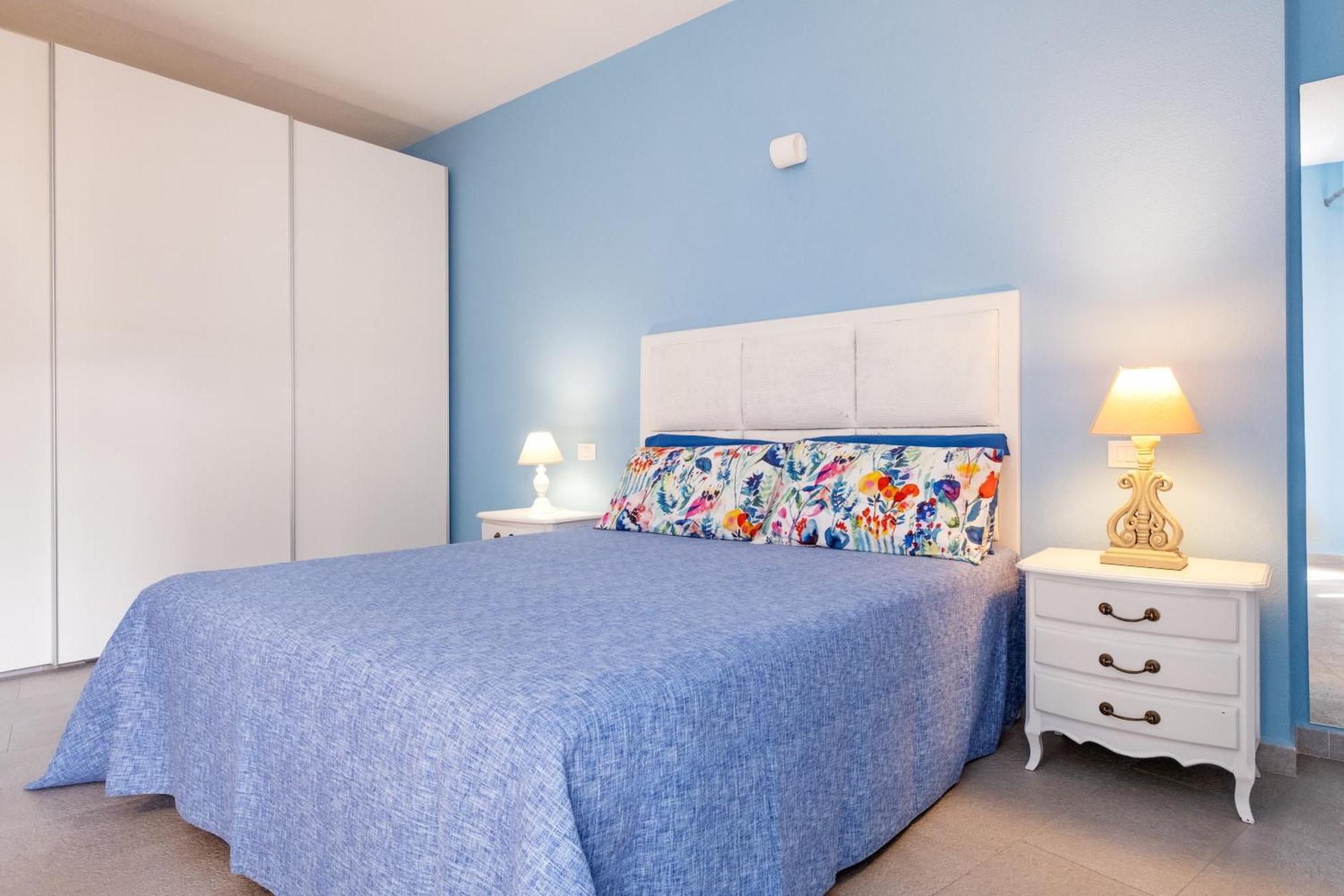Orosei Home Holidays - I Fiori Exterior foto